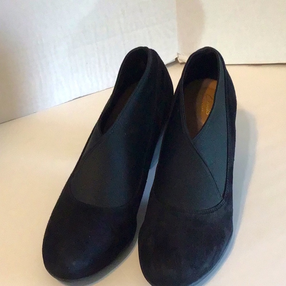 CLARKS ARTISAN BOOTS